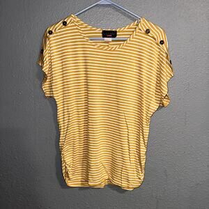 Discreet Yellow Stripe Short Sleeve Shirt